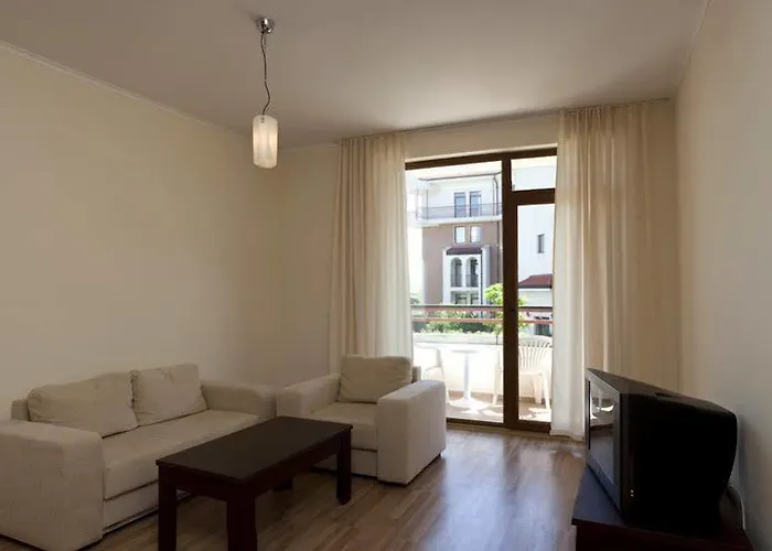 ホテル Sunrise Club Apart