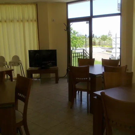 Hotel Sunrise Club Apart Rawda